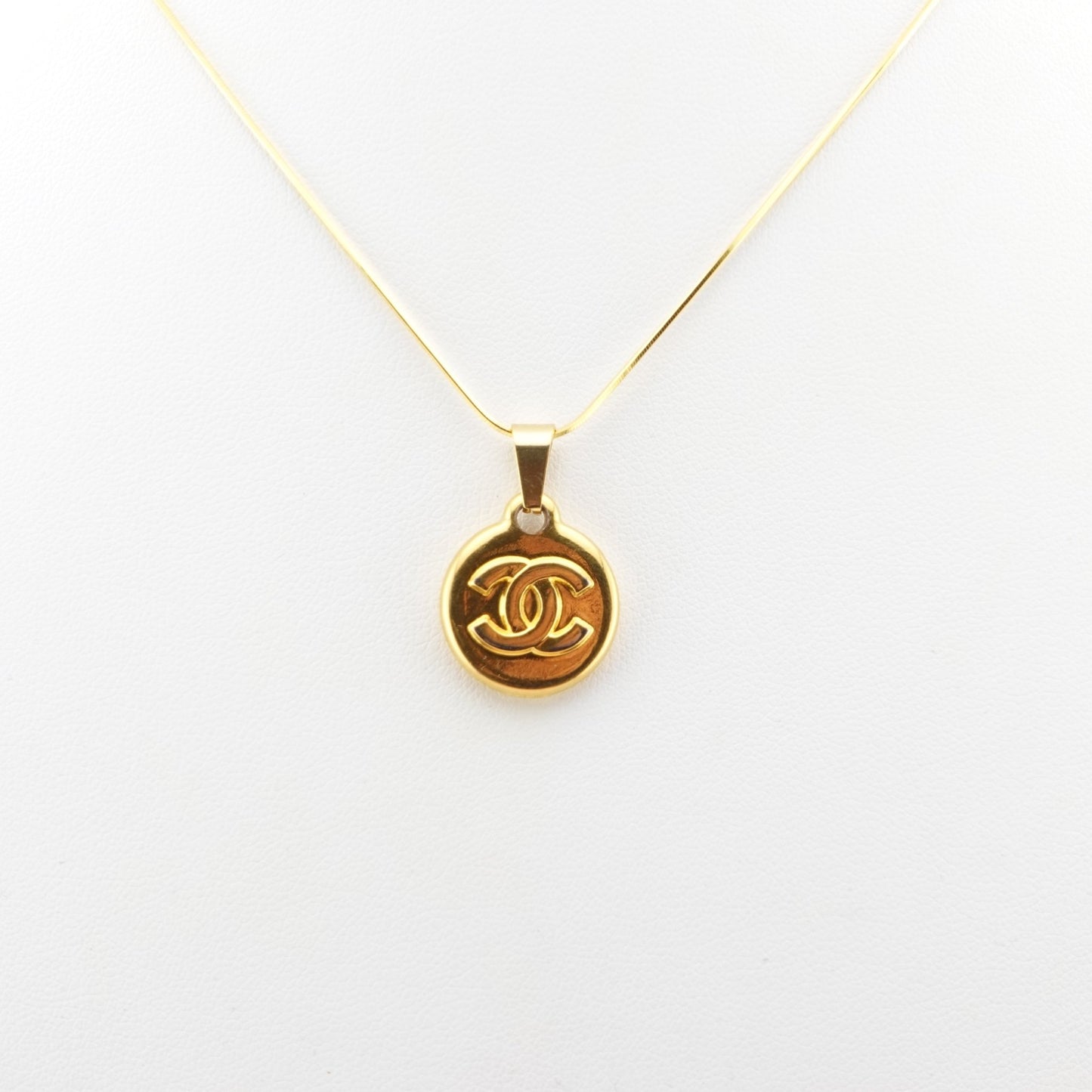 CHANEL Gold CC Logo Charm on Necklace - Bag Envy