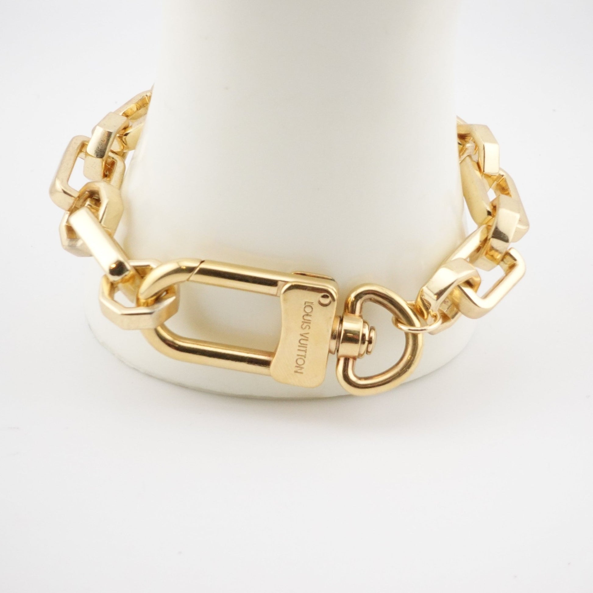 LOUIS VUITTON Clasp Bracelet - Bag Envy