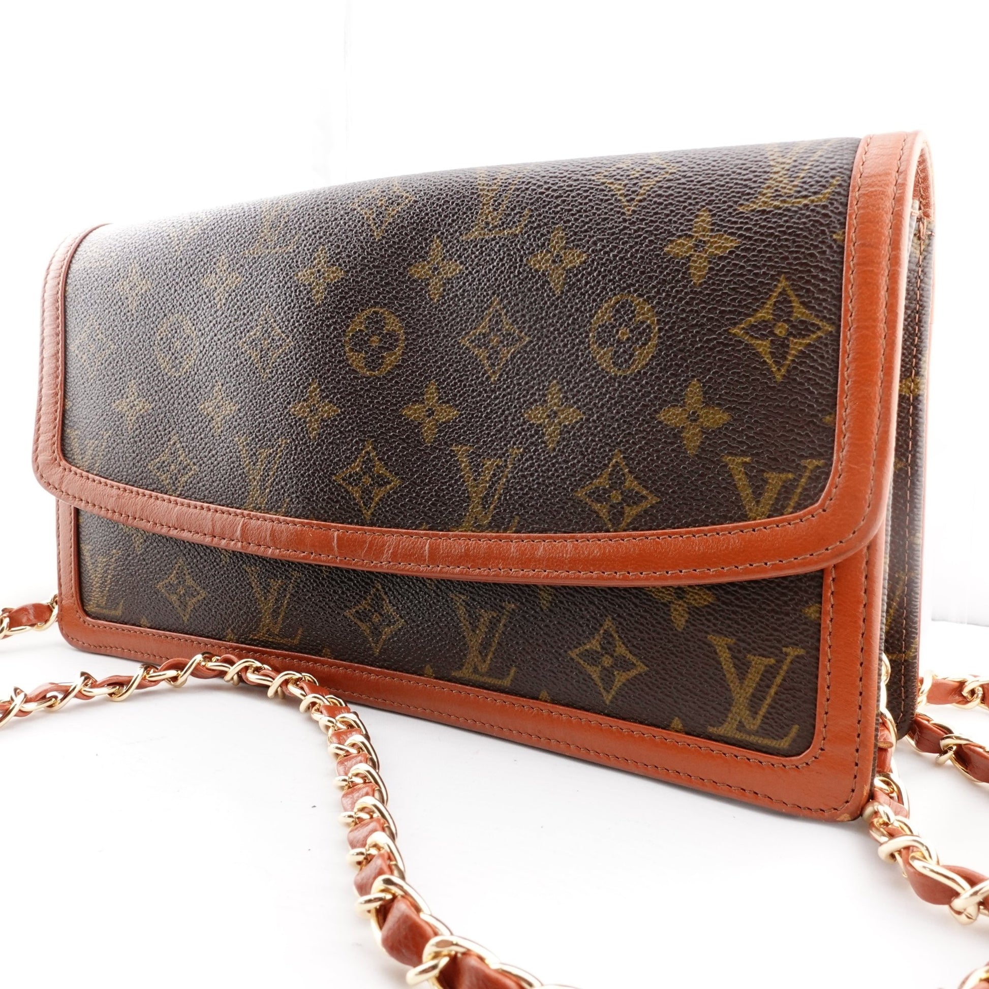LOUIS VUITTON Monogram Dame GM with Leather Chain - Bag Envy